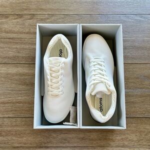 New in Box Atoms Model 000 men’s white sneakers size 13